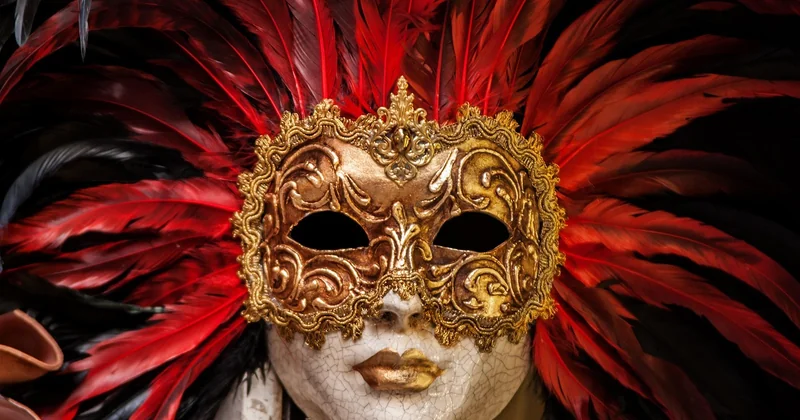 Masques et bauta : ce que cache vraiment le déguisement