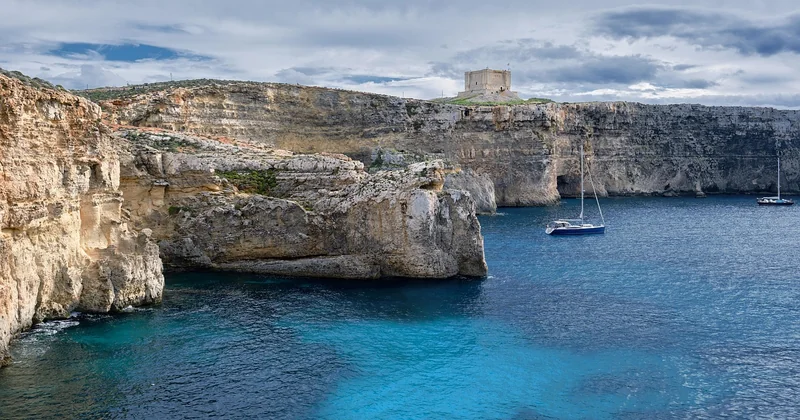 Comino : la lagune turquoise de Malte